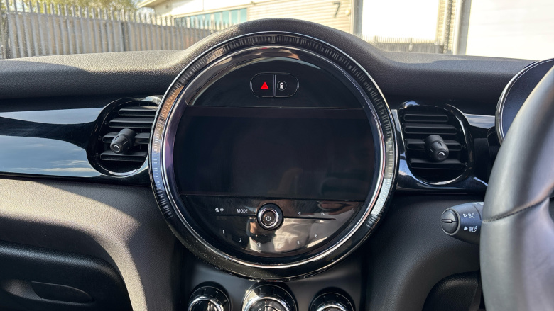 MINI Hatchback 1.5 Cooper Sport 3dr Auto Petrol Hatchback